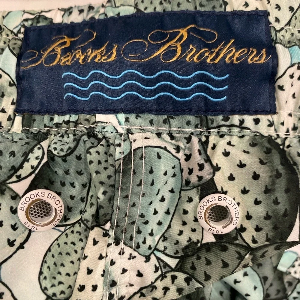 Brooks Brothers Cactus Print Swim Trunks | Drawstring | Size L
